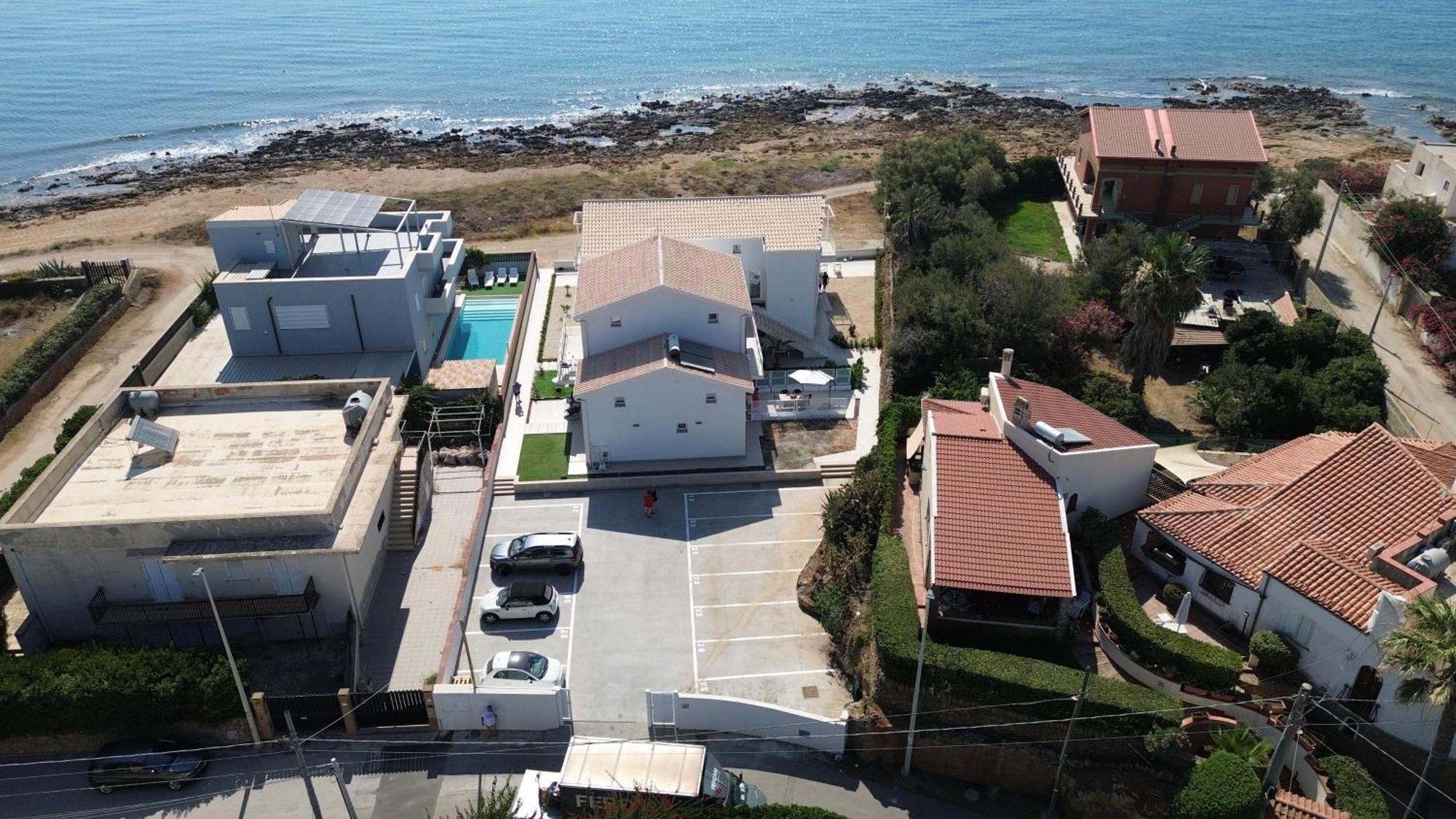 Astro Apartments With Direct Access On The Sea Of Noto Heritage Of Unesco Exteriér fotografie